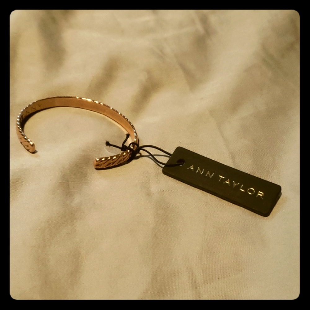 Ann Taylor Bangle
